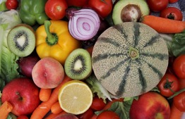 Eating Israeli fruits and vegetables in chutz la'aretz